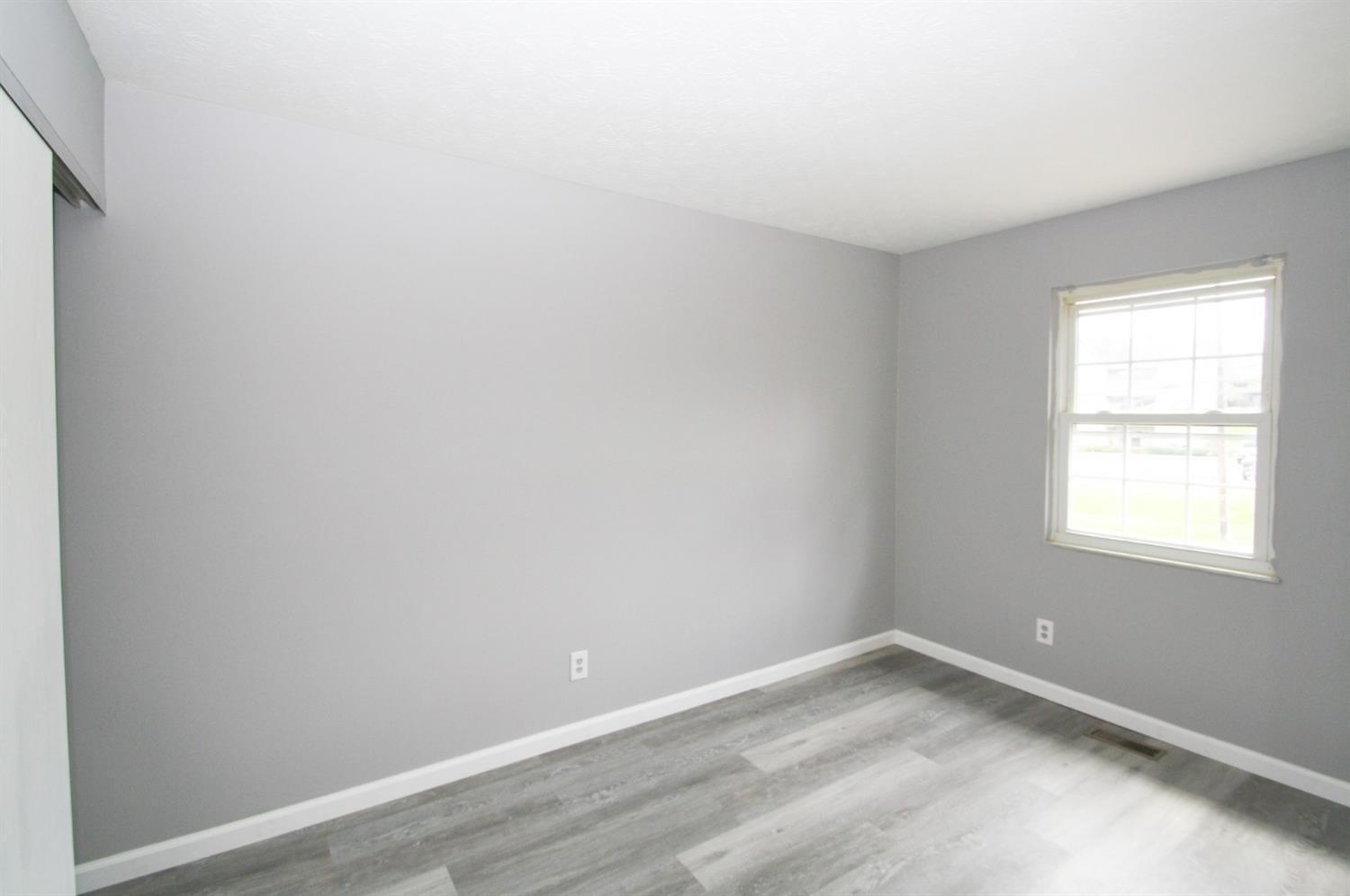 10370 Pippin Road Cincinnati, OH 45231 - Photo 10 of 27 Gallery Image 10