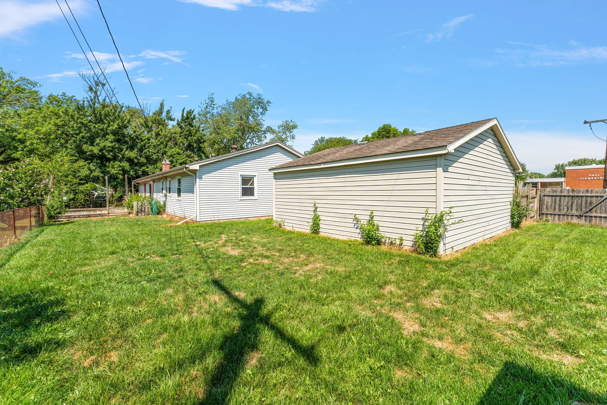 739 Eagle Creek Road Valparaiso, IN 46385 - Photo 22 of 23 2048x1365