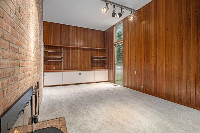 $1,295,000 | 2427 Londonderry Road, Ann Arbor, MI 48104