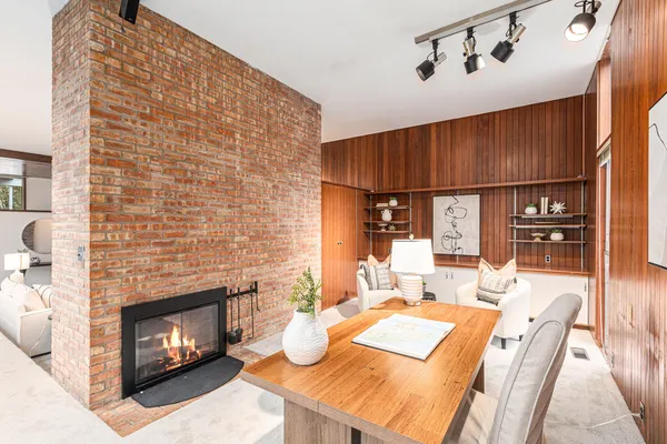 $1,199,900 | 2427 Londonderry Road, Ann Arbor, MI 48104