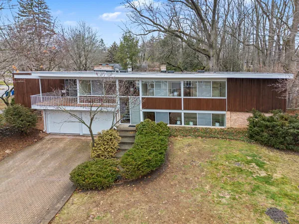 $1,199,900 | 2427 Londonderry Road, Ann Arbor, MI 48104