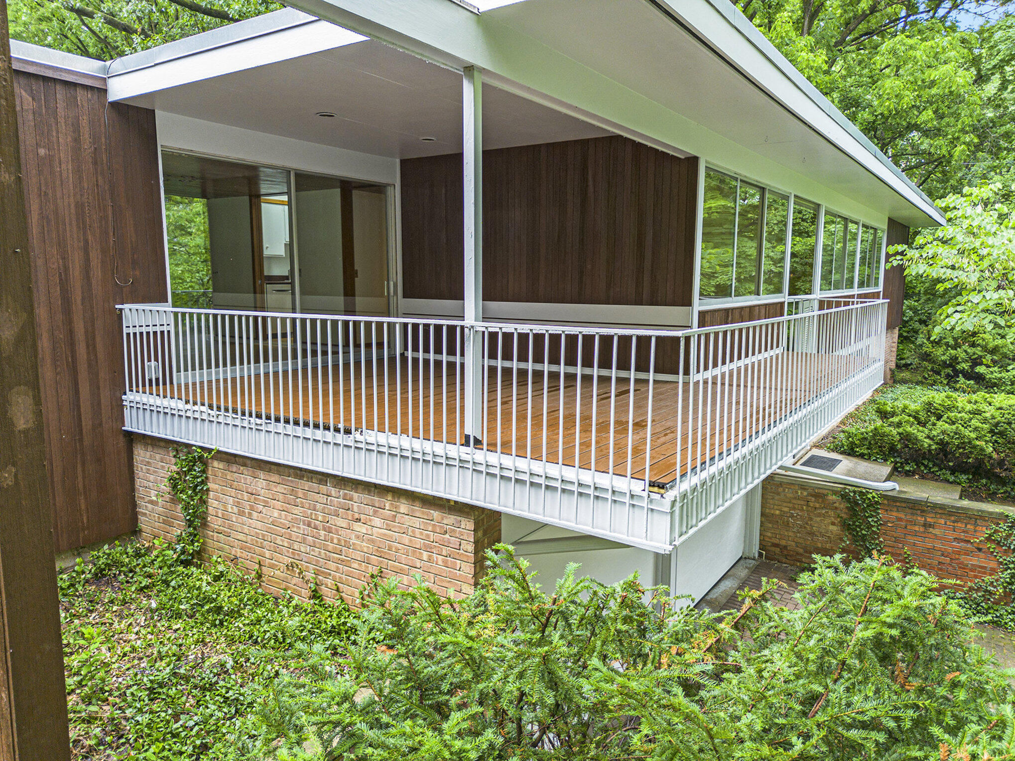 2427 Londonderry Road Ann Arbor, MI 48104 - Photo 32 of 81 005_dji_0106_616