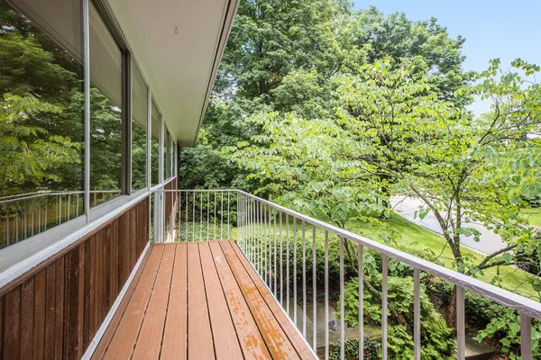 $1,199,900 | 2427 Londonderry Road, Ann Arbor, MI 48104