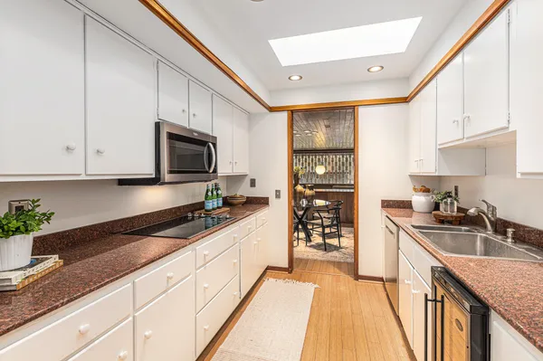 $1,199,900 | 2427 Londonderry Road, Ann Arbor, MI 48104