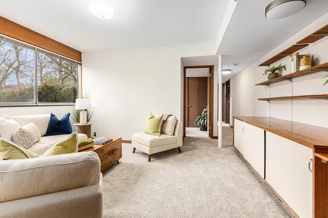 $1,294,900 | 2427 Londonderry Road, Ann Arbor, MI 48104