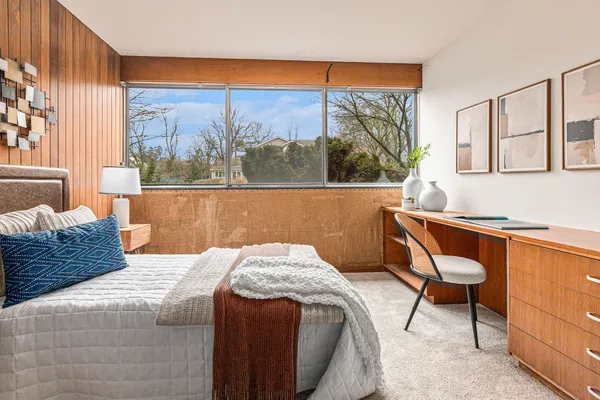 $1,199,900 | 2427 Londonderry Road, Ann Arbor, MI 48104