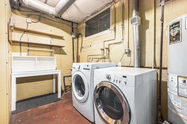 $1,199,900 | 2427 Londonderry Road, Ann Arbor, MI 48104