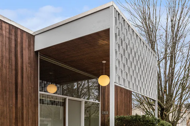 $1,294,900 | 2427 Londonderry Road, Ann Arbor, MI 48104