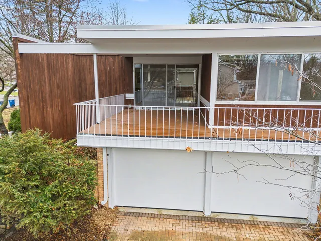 $1,294,900 | 2427 Londonderry Road, Ann Arbor, MI 48104