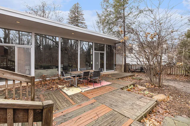 $1,294,900 | 2427 Londonderry Road, Ann Arbor, MI 48104