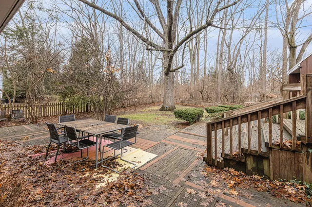 $1,294,900 | 2427 Londonderry Road, Ann Arbor, MI 48104