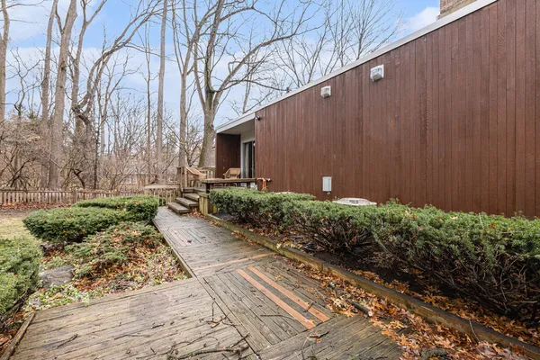 $1,199,900 | 2427 Londonderry Road, Ann Arbor, MI 48104