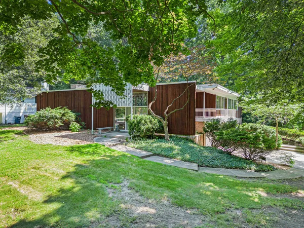 $1,199,900 | 2427 Londonderry Road, Ann Arbor, MI 48104