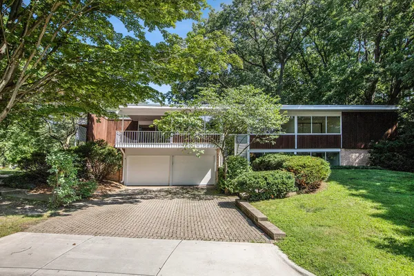 $1,199,900 | 2427 Londonderry Road, Ann Arbor, MI 48104