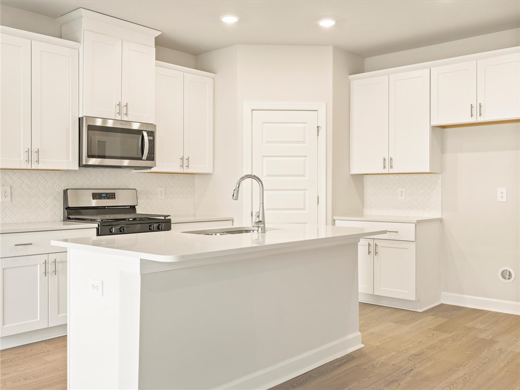 110 Blooming Meadow Road Piedmont, SC 29673 - Photo 11 of 11 Photo is not of the actual home, but is an inspirational photo of builder’s model home and may depict options, furnishings, and/or decorator features that are not included