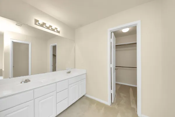 $2,400 | 15623 Sheldon Ridge Way, Houston, TX 77044