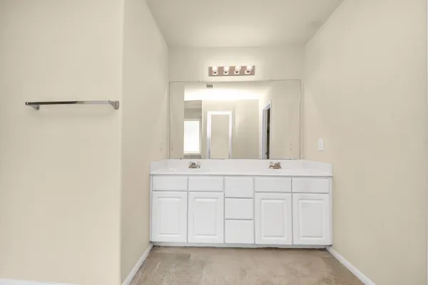 $2,400 | 15623 Sheldon Ridge Way, Houston, TX 77044