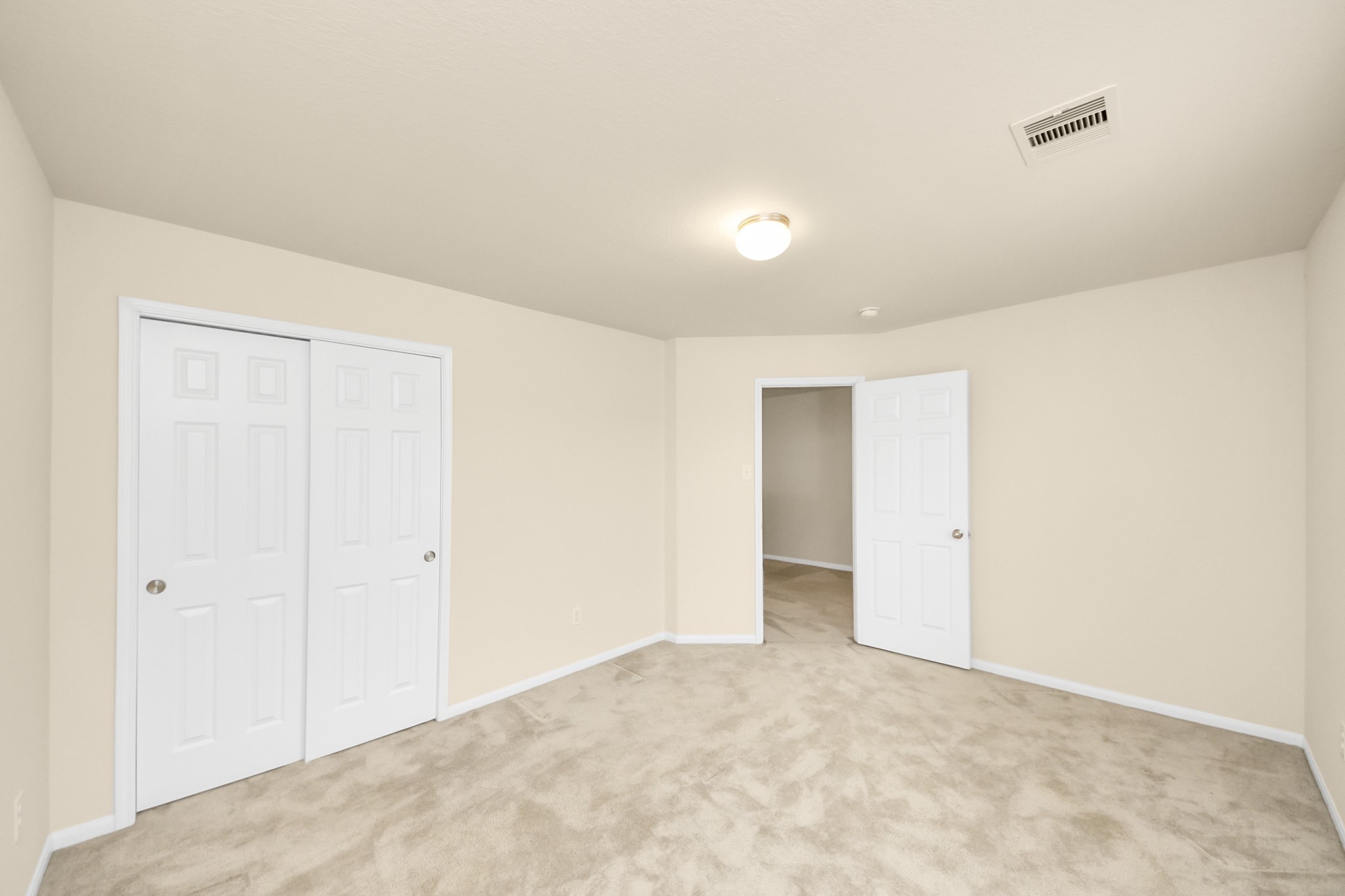 15623 Sheldon Ridge Way Houston, TX 77044 - Photo 26 of 36 a view of an empty room