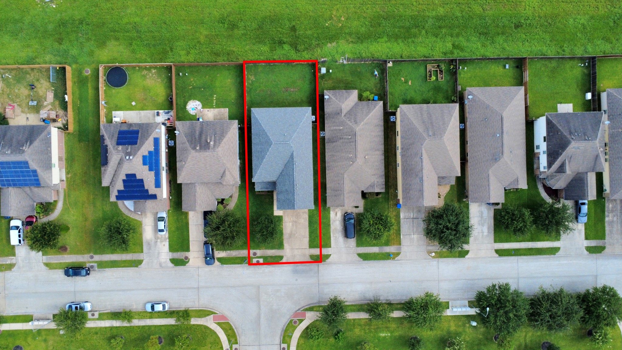 15623 Sheldon Ridge Way Houston, TX 77044 - Photo 33 of 36 front view of a house with a yard