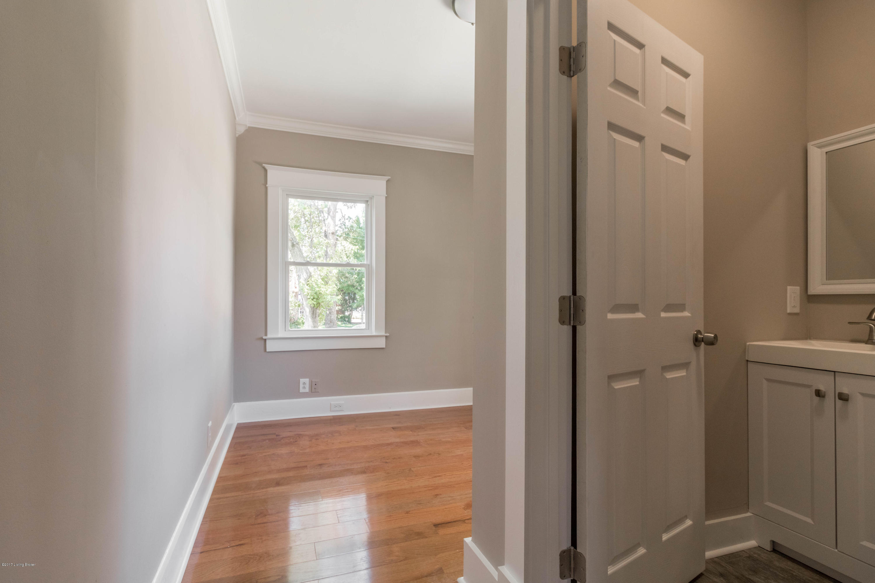 2241 Dundee Road Louisville, KY 40205 - Photo 15 of 26 Half Bath