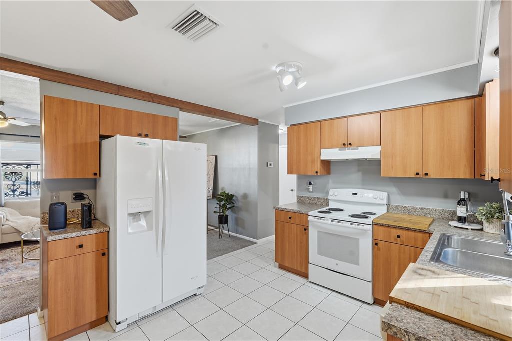 6637 Doon Street New Port Richey, FL 34653 - Photo 6 of 21 Gallery Image 6