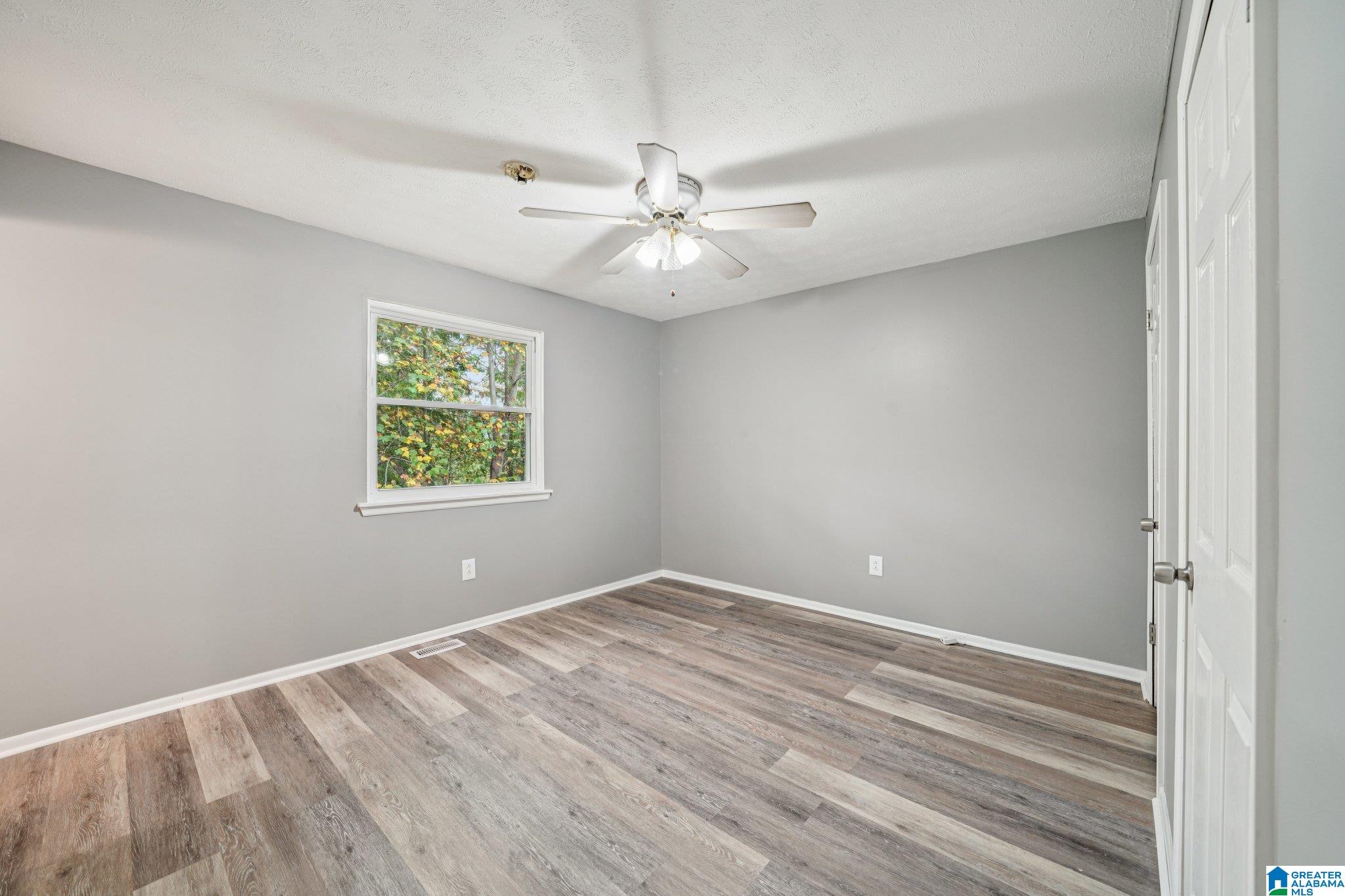 5327 Dixieland Road Birmingham, AL 35210 - Photo 21 of 37