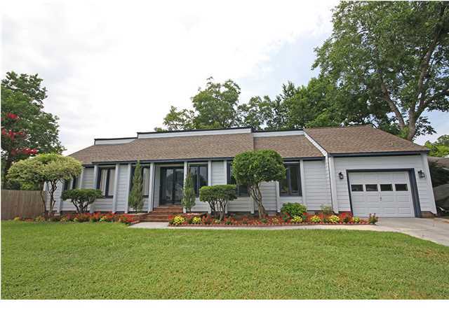 1573 Longview Road Mount Pleasant, SC 29464 - Photo 1 of 18 Primary Photo