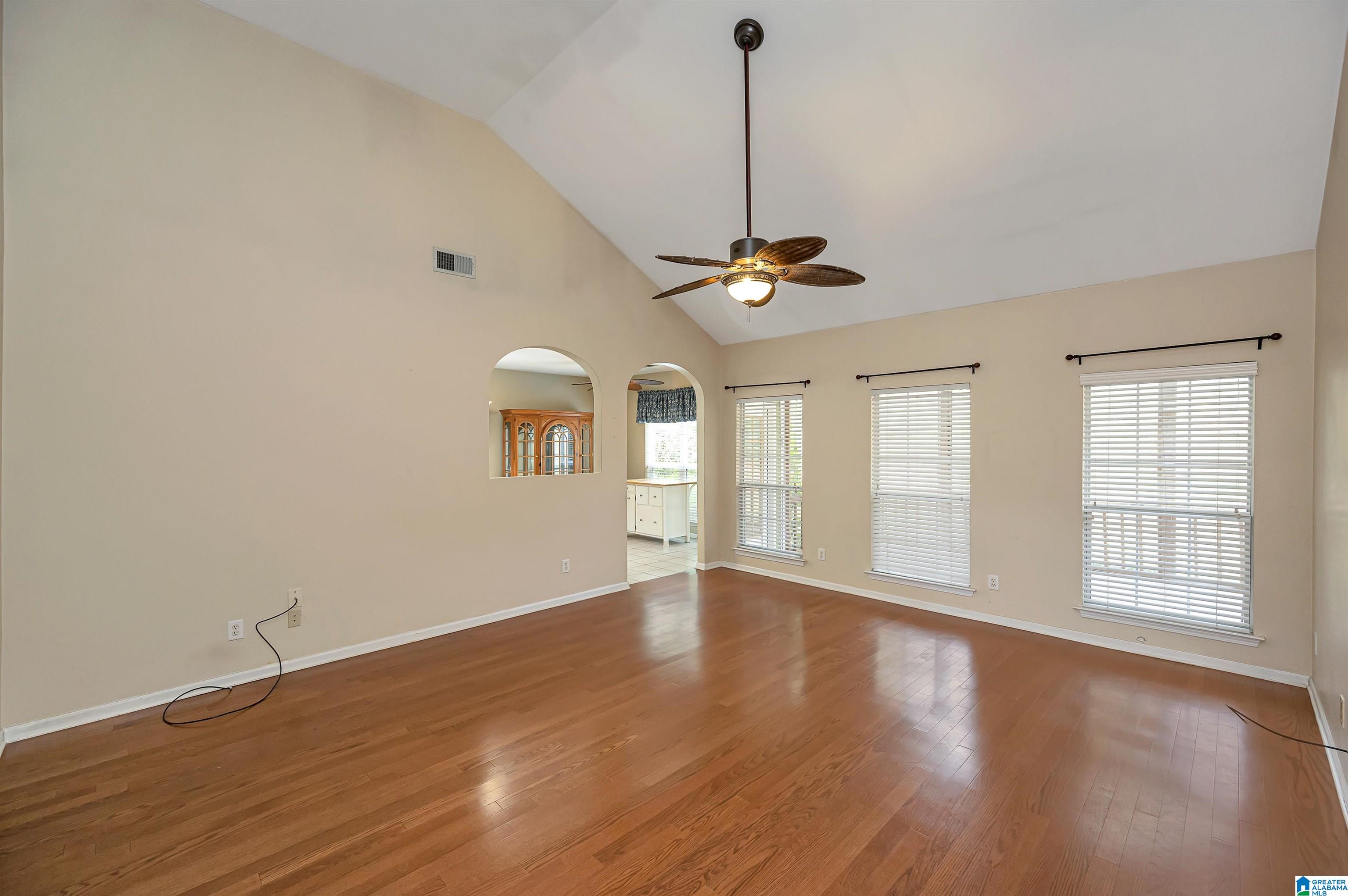 636 Clearview Road Birmingham, AL 35226 - Photo 4 of 35
