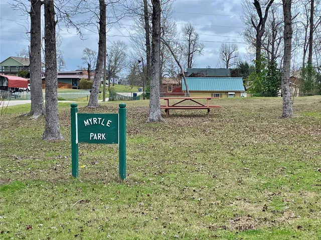 $185,000 | 230 Red Bud Lane, Onalaska, TX 77360