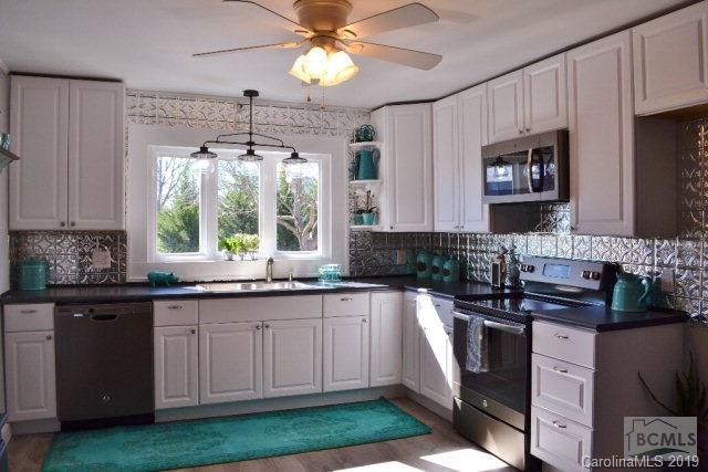 2805 Lail Road Morganton, NC 28655 - Photo 6 of 24 Gallery Image 6
