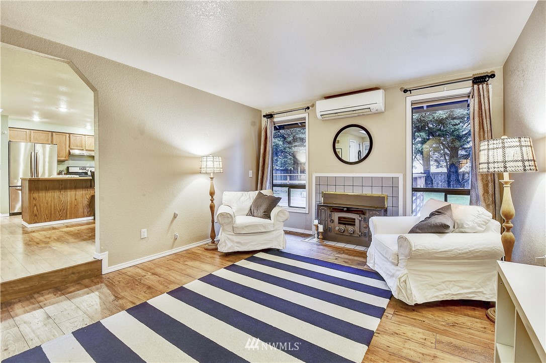22828 13th Place West Bothell, WA 98021 - Photo 5 of 31