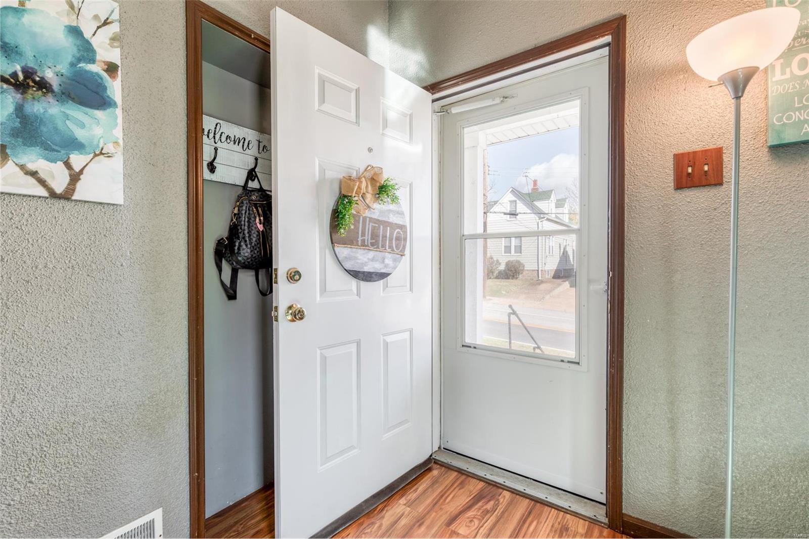 4944 Heege Road St. Louis, MO 63123 - Photo 2 of 32 Gallery Image 2