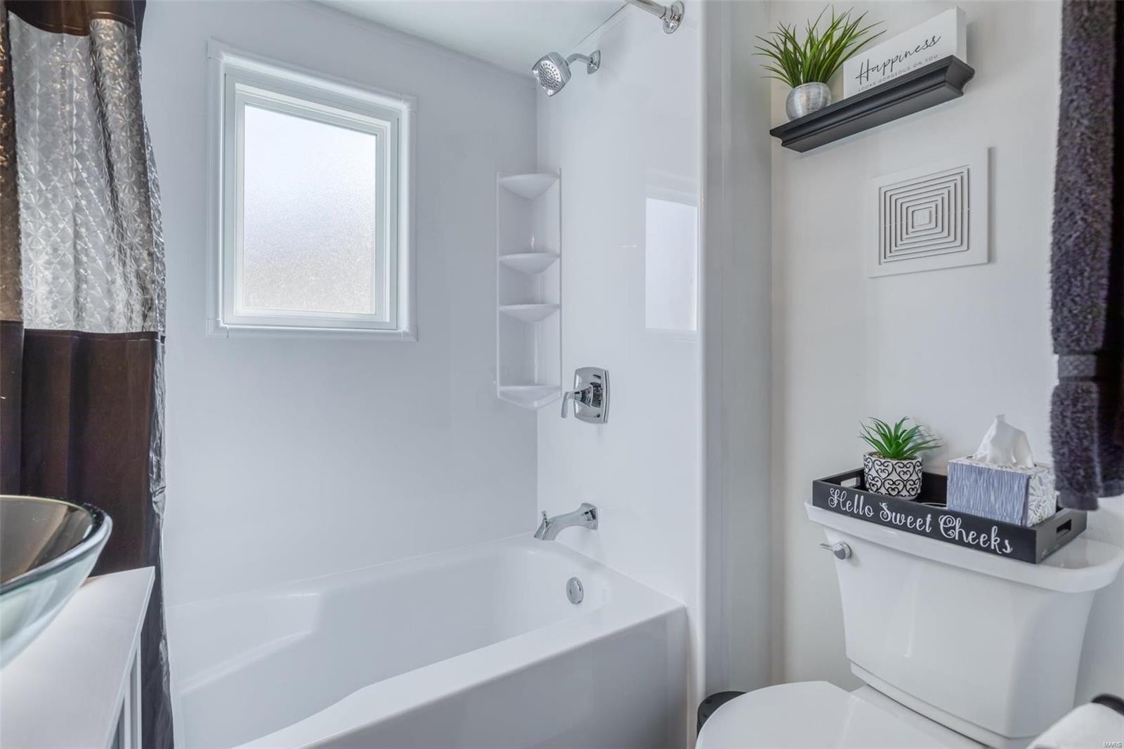 4944 Heege Road St. Louis, MO 63123 - Photo 15 of 32 Gallery Image 15