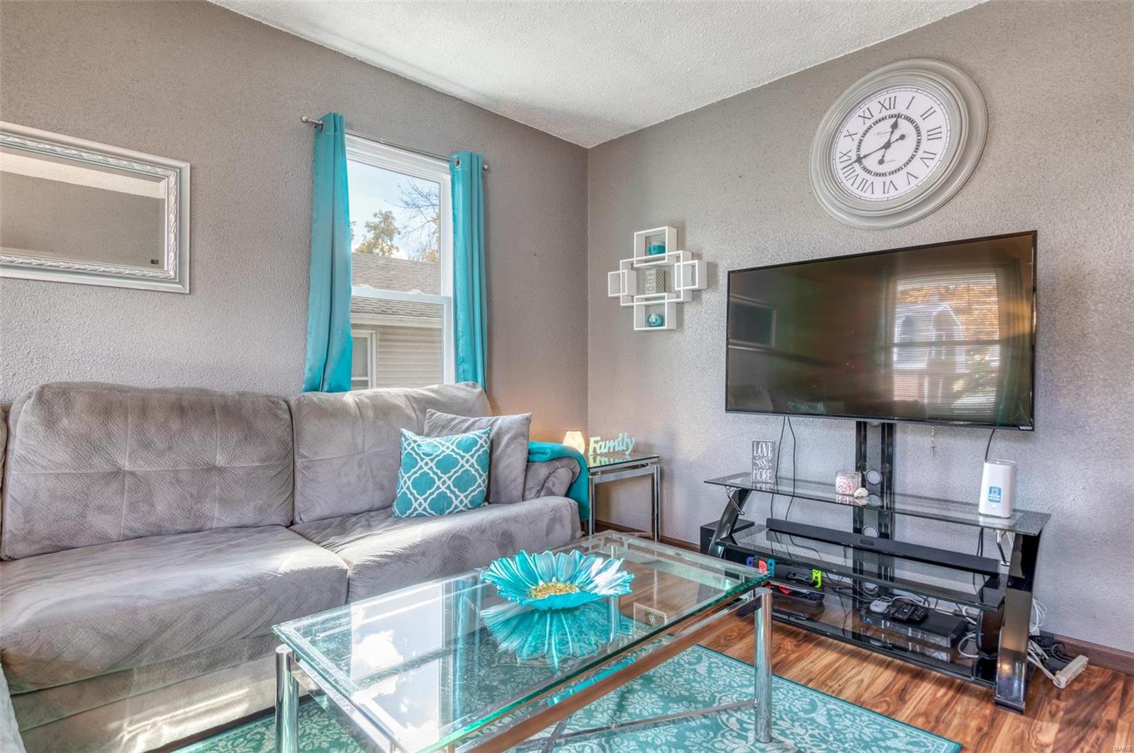 4944 Heege Road St. Louis, MO 63123 - Photo 5 of 32 Gallery Image 5