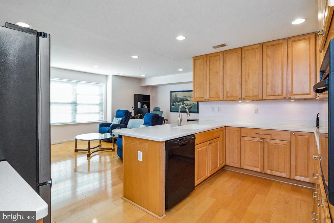 9510 Coyle Road, Unit 409 Owings Mills, MD 21117 - Photo 6 of 24 Kitchen