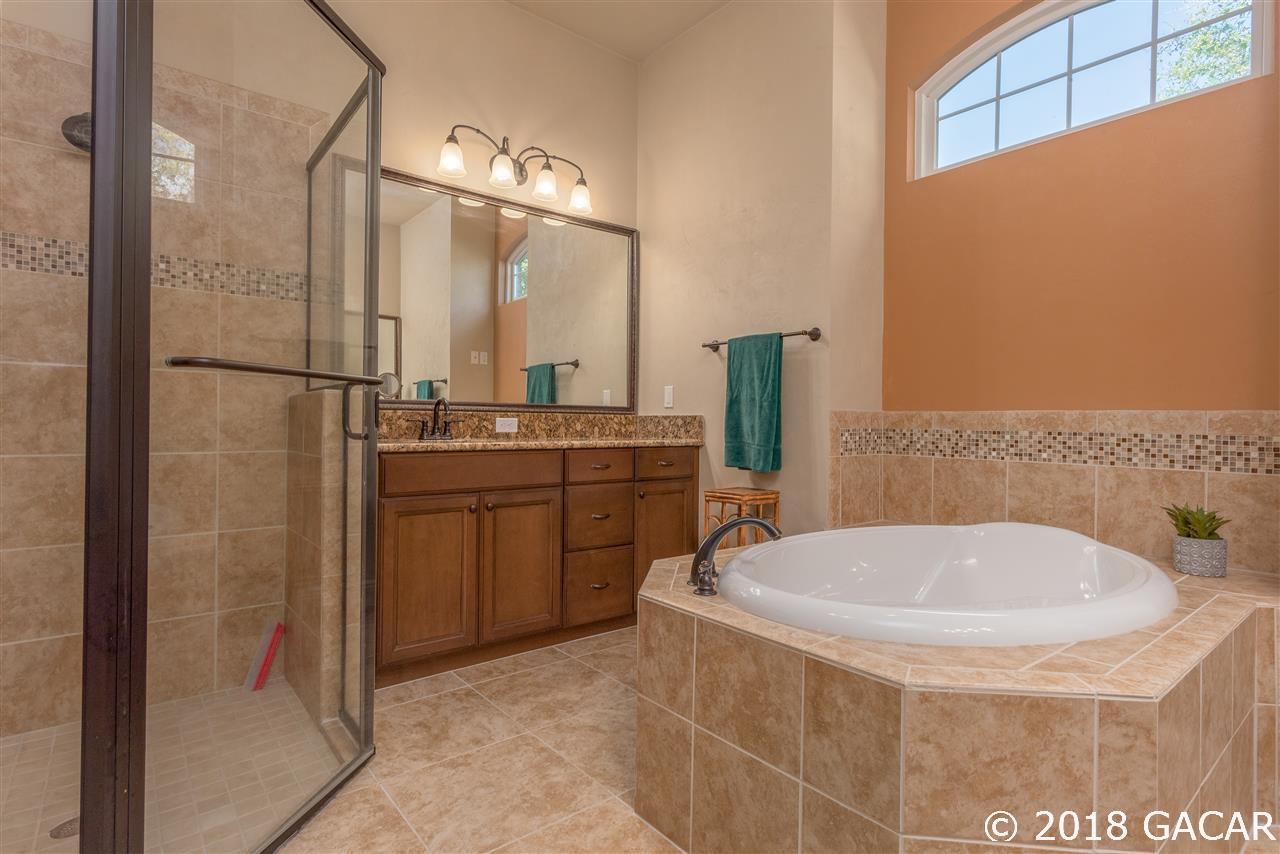 3722 Southwest 73rd Way Gainesville, FL 32608 - Photo 10 of 21 Gallery Image 10