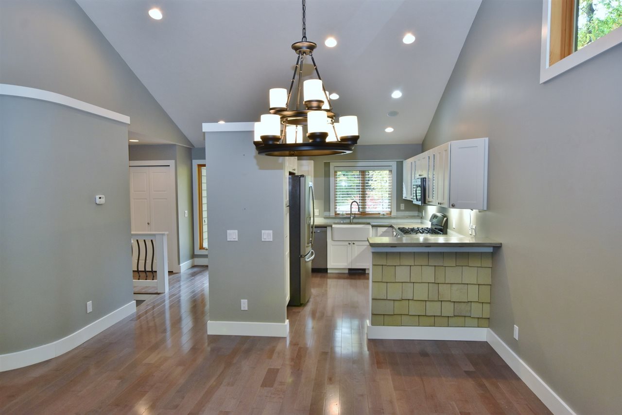 261 Red Fox Ridge Traverse City, MI 49686 - Photo 14 of 40 1869141-13.JPG