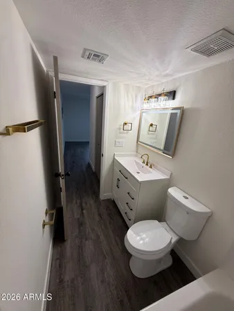 $174,900 | 3119 West Cochise Drive, Unit 231, Phoenix, AZ 85051