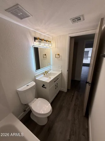 $174,900 | 3119 West Cochise Drive, Unit 231, Phoenix, AZ 85051