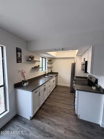 $174,900 | 3119 West Cochise Drive, Unit 231, Phoenix, AZ 85051
