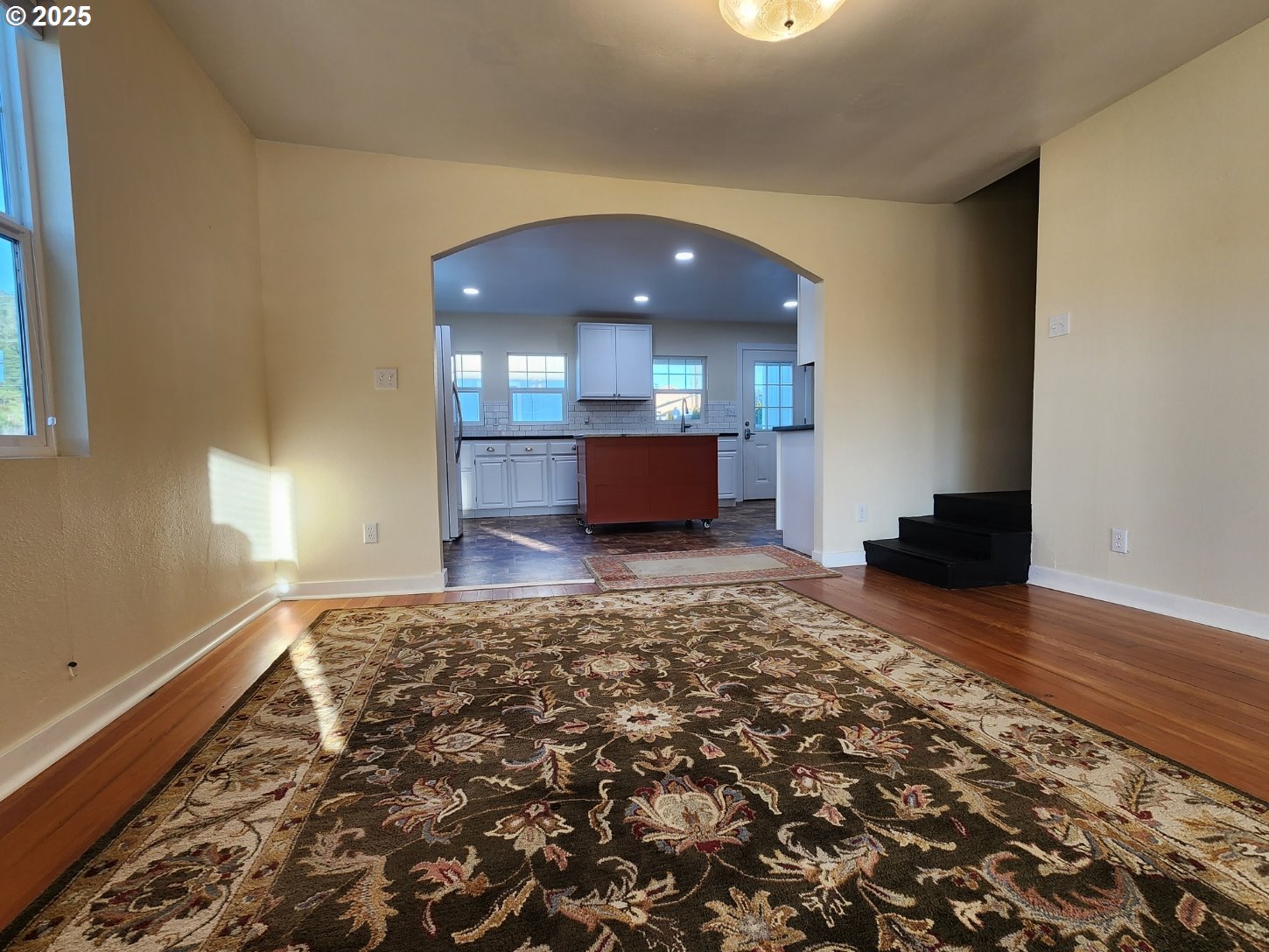 928 Oregon Street Port Orford, OR 97465 - Photo 15 of 32 Dining Room