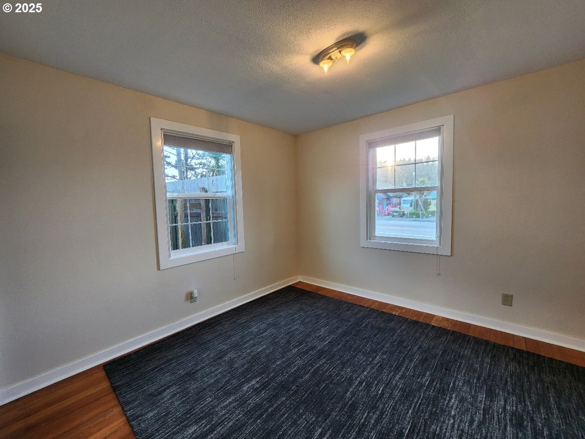 928 Oregon Street Port Orford, OR 97465 - Photo 21 of 32 Bedroom