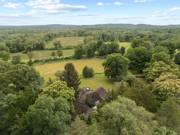 $2,950,000 | 55 A Anna Farm Road West, North Stonington, CT 06359