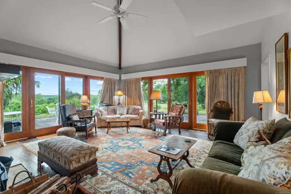 $2,950,000 | 55 A Anna Farm Road West, North Stonington, CT 06359