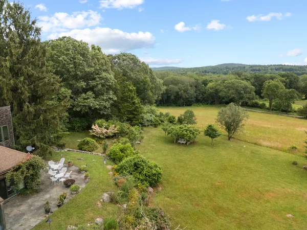 $2,950,000 | 55 A Anna Farm Road West, North Stonington, CT 06359