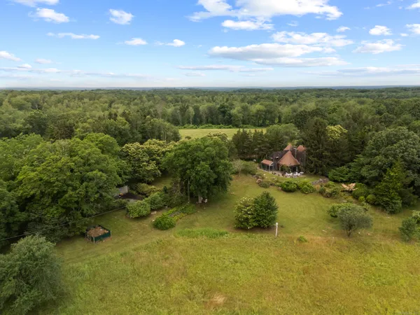 $2,950,000 | 55 A Anna Farm Road West, North Stonington, CT 06359