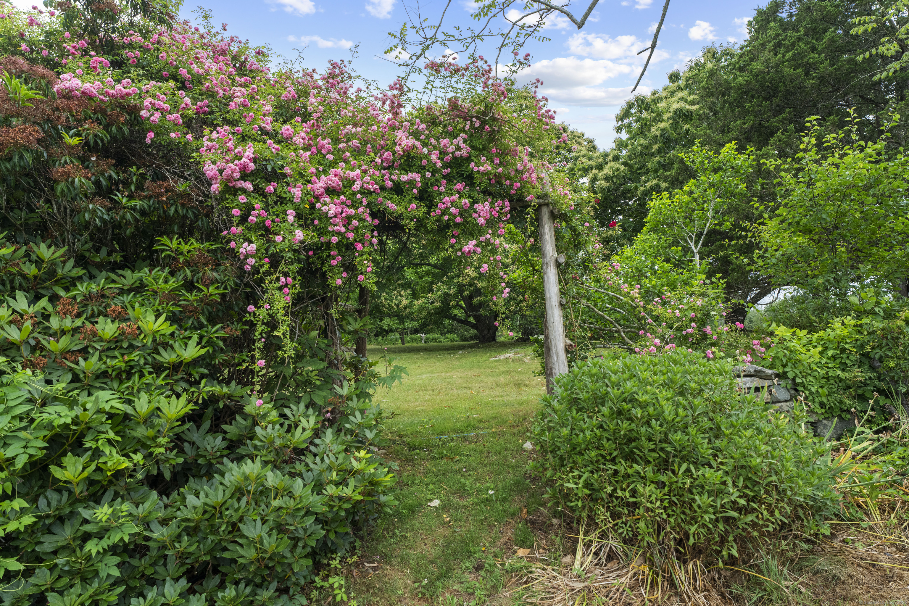 55 A Anna Farm Road West North Stonington, CT 06359 - Photo 7 of 41