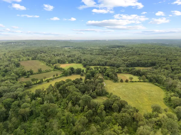 $2,950,000 | 55 A Anna Farm Road West, North Stonington, CT 06359