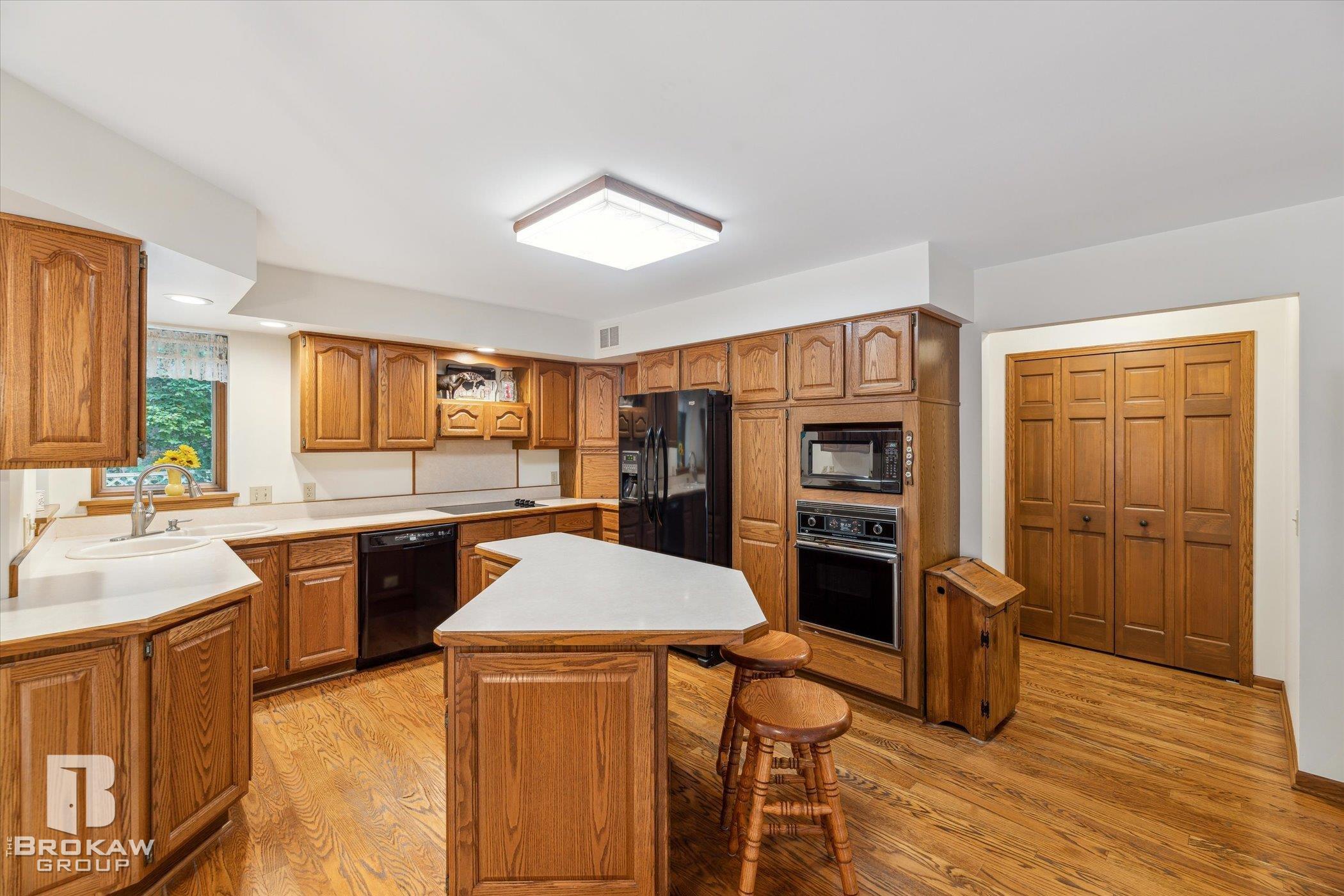 2177 South State Road Davison, MI 48423 - Photo 17 of 57 50151514-ce0be504-9178-47a5-9a71-6b89a1eb96e8.JPG