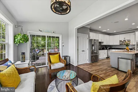 $819,990 | 2715 Pumpkin Street, Clinton, MD 20735